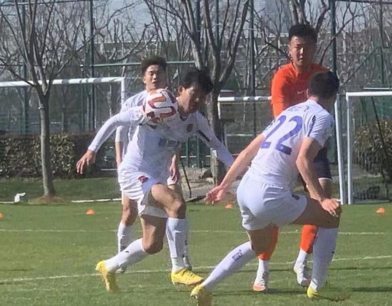 亚洲小视频在线观看